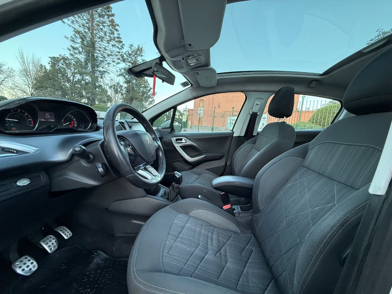 Peugeot 208 Usado en Mendoza, deRuedas