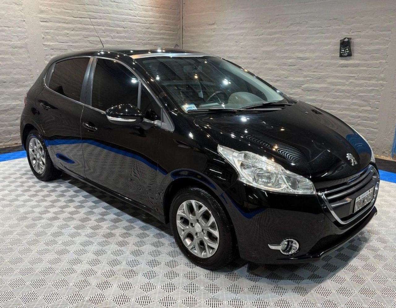 Peugeot 208 Usado en Mendoza, deRuedas