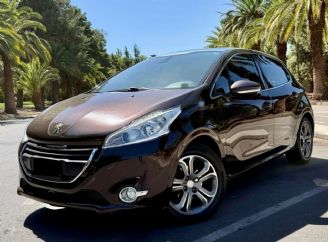 Peugeot 208 Usado en Mendoza Financiado