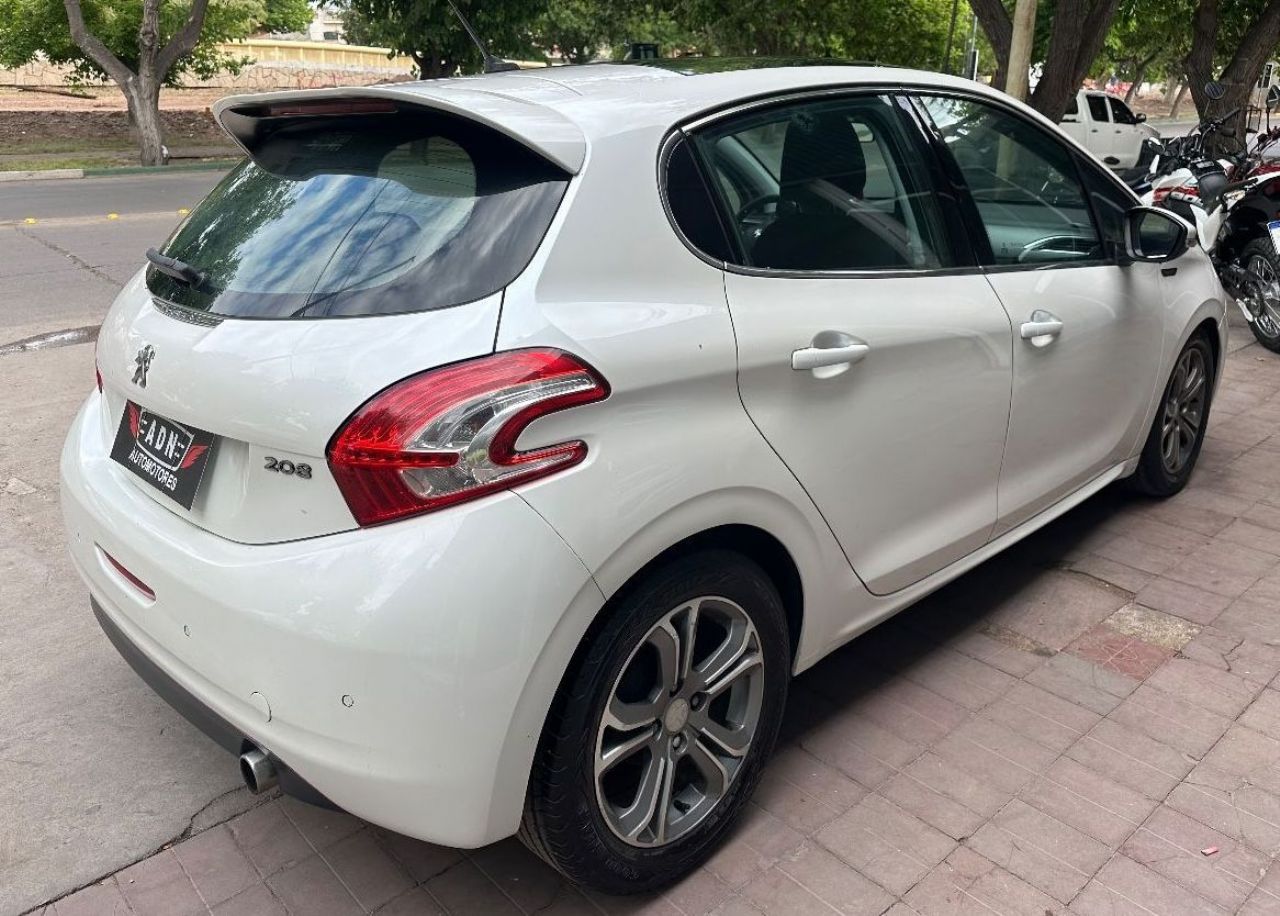 Peugeot 208 Usado en Mendoza, deRuedas