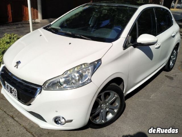 Peugeot 208 Usado en Mendoza, deRuedas