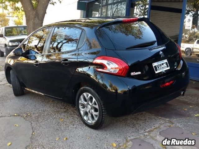 Peugeot 208 Usado en Mendoza, deRuedas