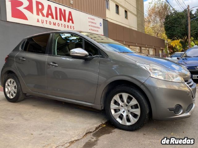 Peugeot 208 Usado en Mendoza, deRuedas