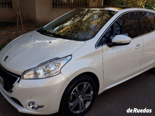 Peugeot 208 Usado en Mendoza, deRuedas