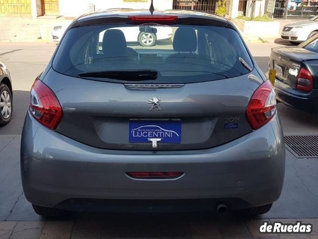 Peugeot 208 Usado en Mendoza, deRuedas