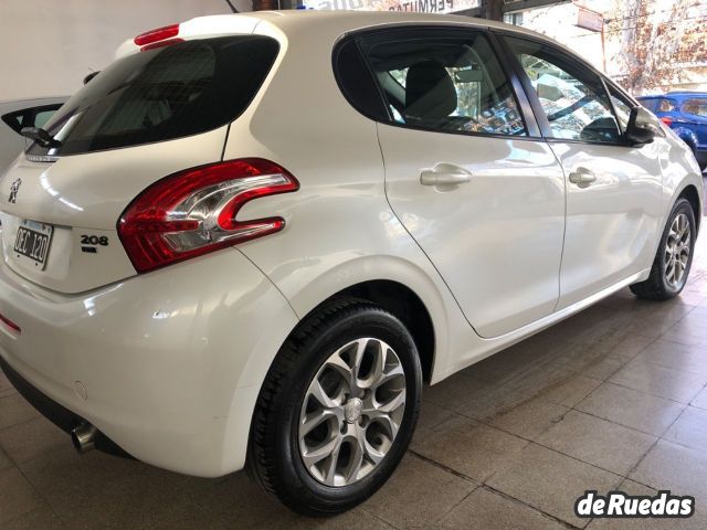 Peugeot 208 Usado en Mendoza, deRuedas