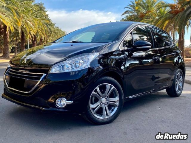 Peugeot 208 Usado en Mendoza, deRuedas