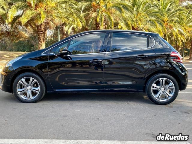 Peugeot 208 Usado en Mendoza, deRuedas