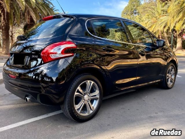 Peugeot 208 Usado en Mendoza, deRuedas