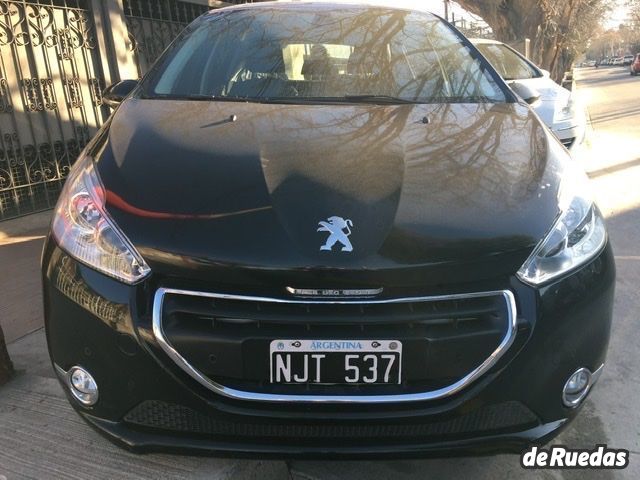 Peugeot 208 Usado en Mendoza, deRuedas