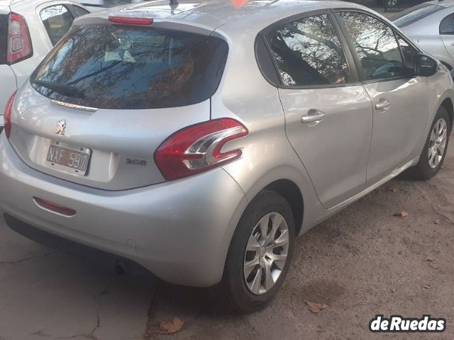 Peugeot 208 Usado en Mendoza, deRuedas
