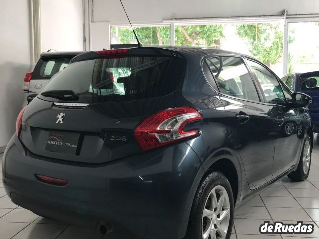 Peugeot 208 Usado en Mendoza, deRuedas