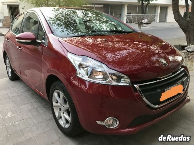 Peugeot 208 Usado en Mendoza, deRuedas