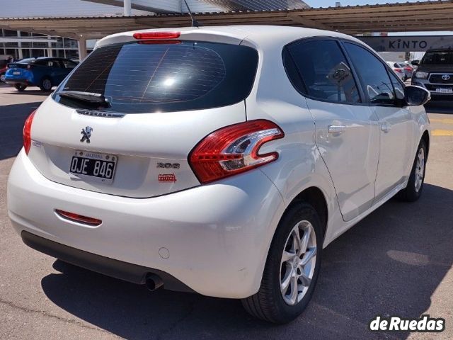 Peugeot 208 Usado en Mendoza, deRuedas