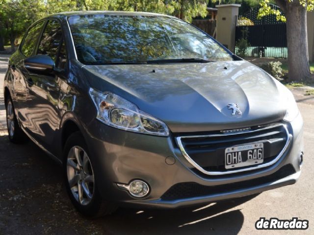 Peugeot 208 Usado en Mendoza, deRuedas