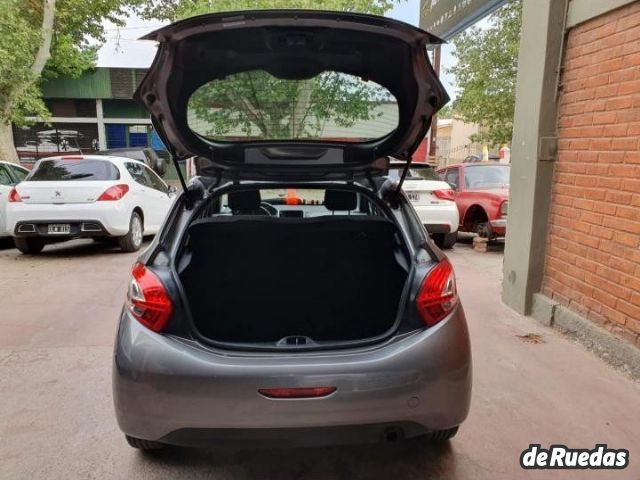 Peugeot 208 Usado en Mendoza, deRuedas