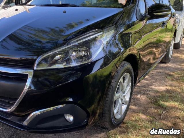 Peugeot 208 Usado en San Juan, deRuedas
