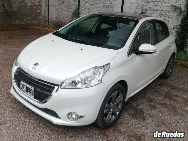 Peugeot 208 Usado en Mendoza, deRuedas
