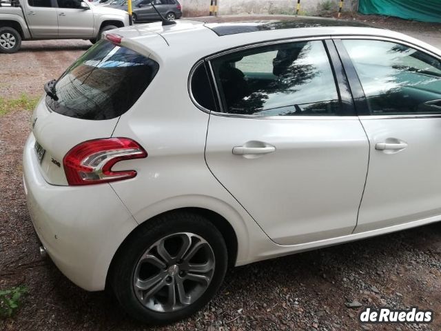 Peugeot 208 Usado en Mendoza, deRuedas