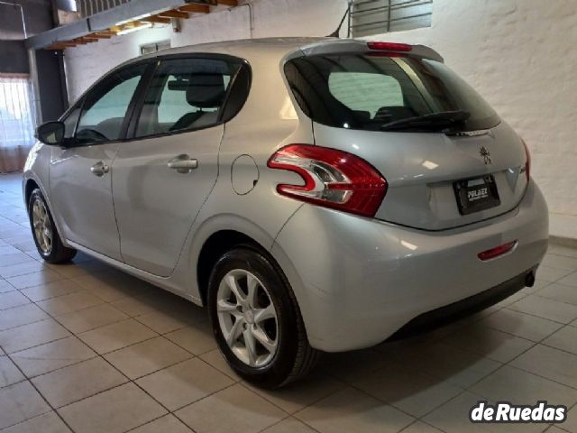 Peugeot 208 Usado en Mendoza, deRuedas