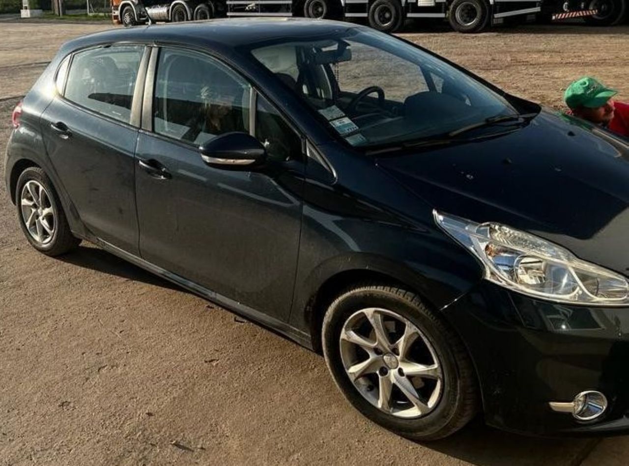 Peugeot 208 Usado en Santa Fe, deRuedas