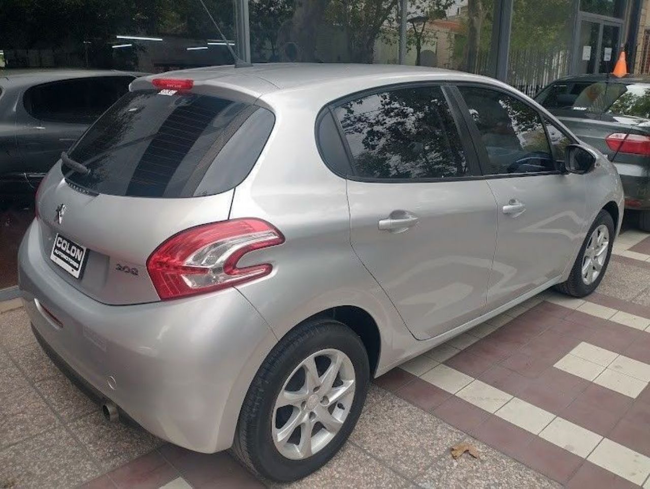 Peugeot 208 Usado en Mendoza, deRuedas