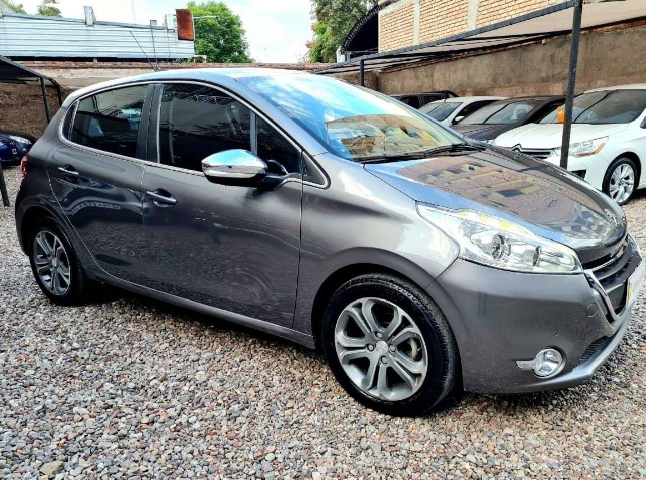 Peugeot 208 Usado en Mendoza, deRuedas