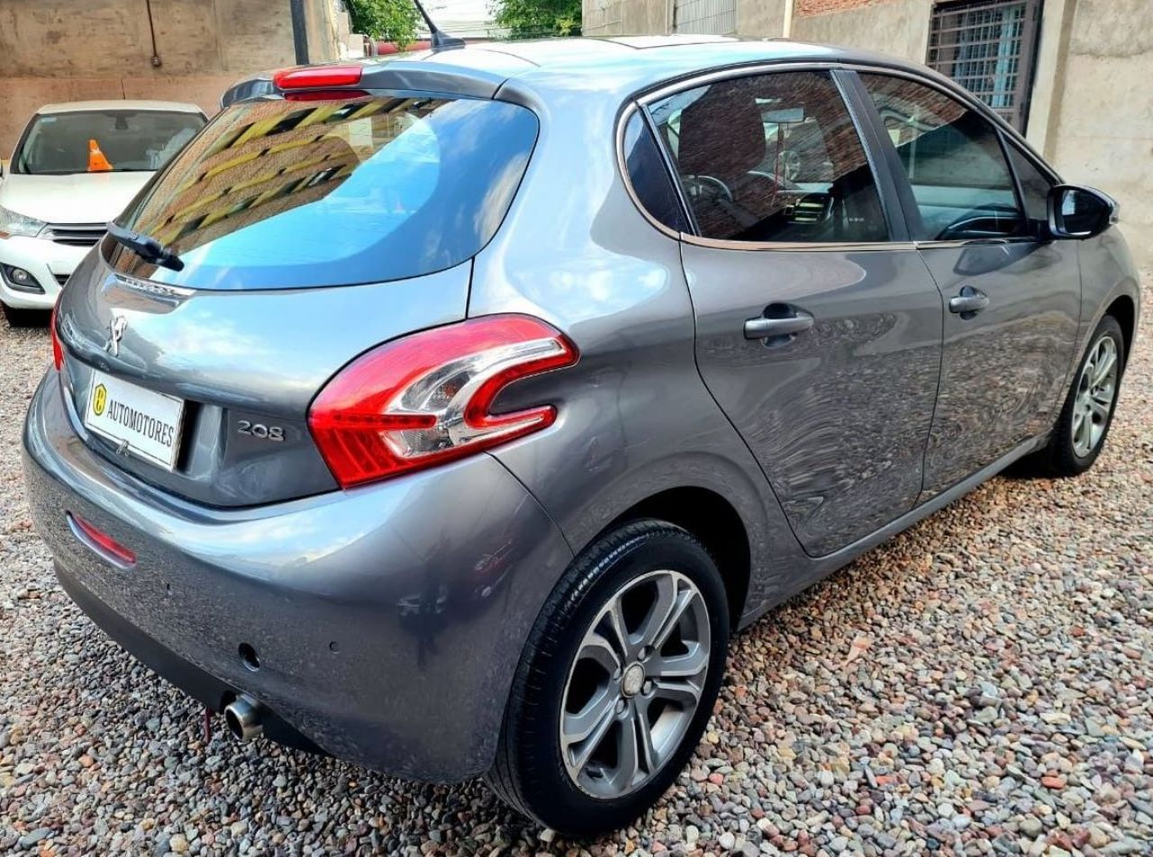 Peugeot 208 Usado en Mendoza, deRuedas