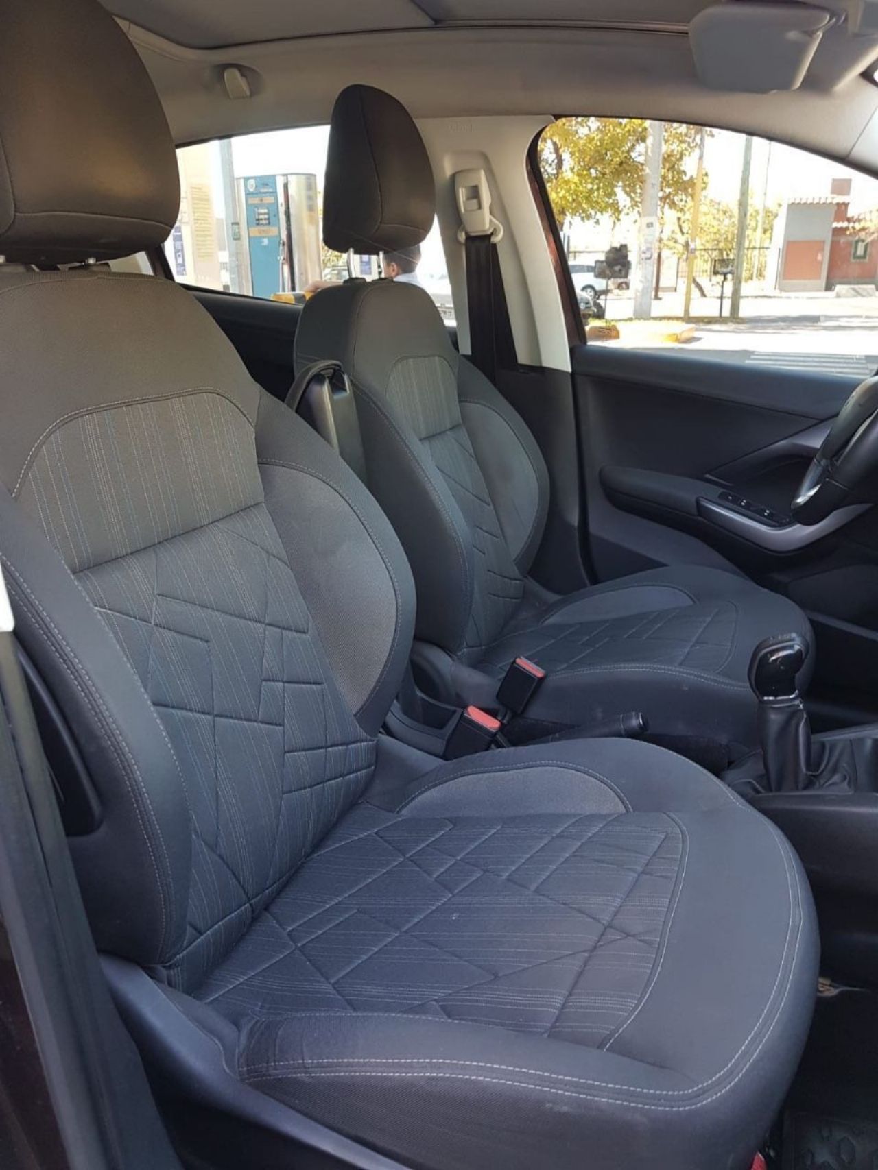Peugeot 208 Usado en Mendoza, deRuedas