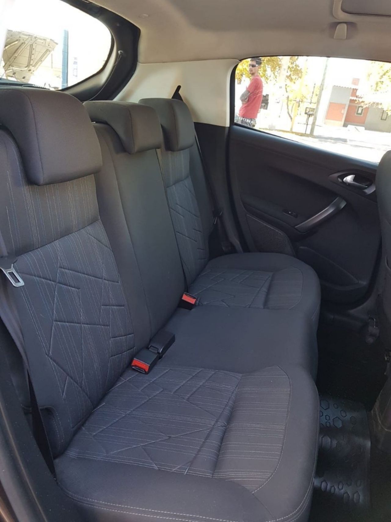 Peugeot 208 Usado en Mendoza, deRuedas