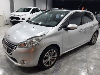 Peugeot 208 Usado en Mendoza Financiado