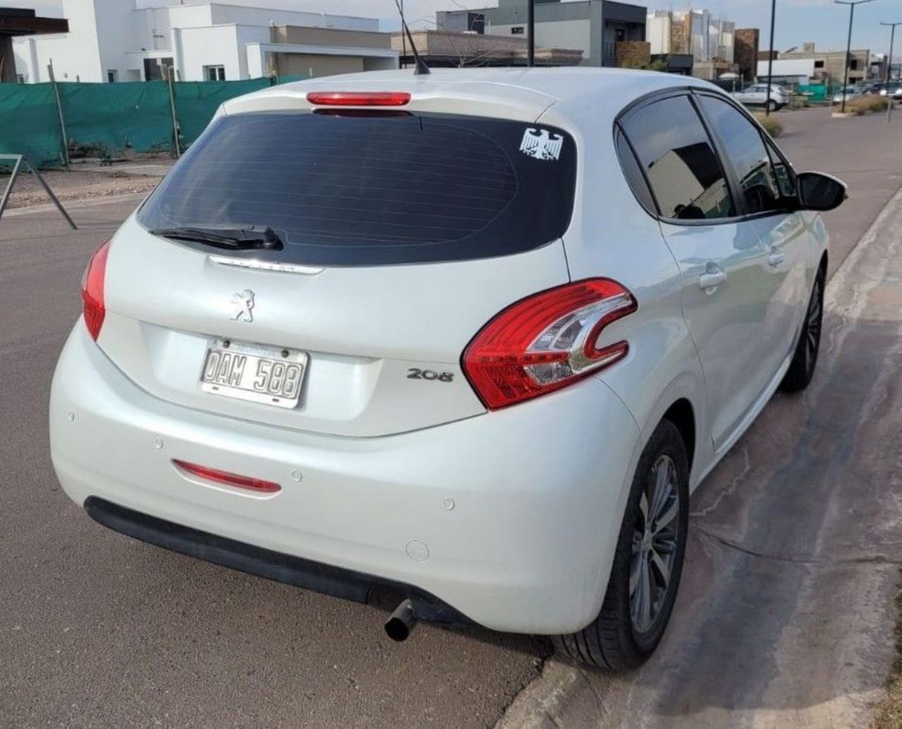 Peugeot 208 Usado en Mendoza, deRuedas