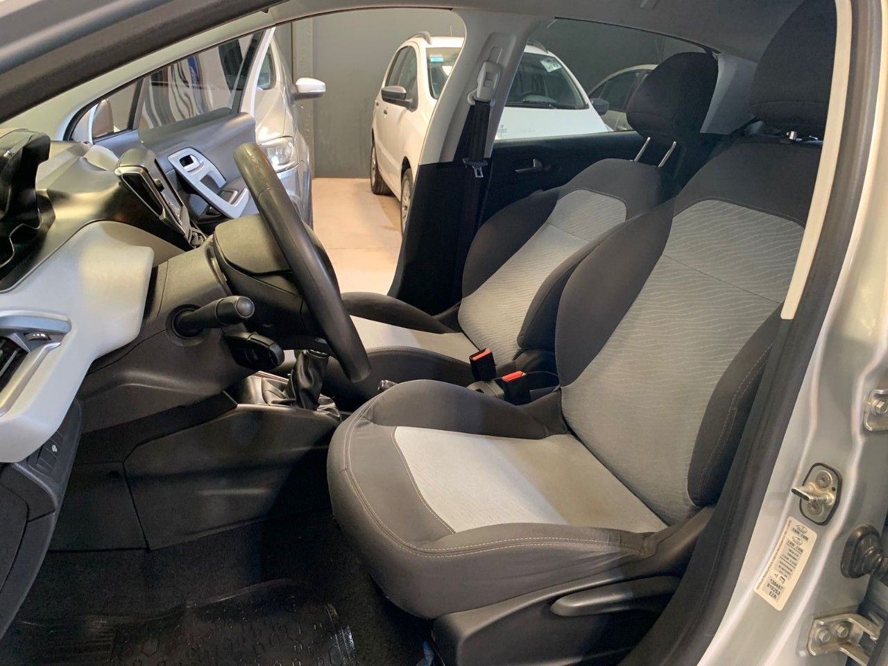 Peugeot 208 Usado en Mendoza, deRuedas