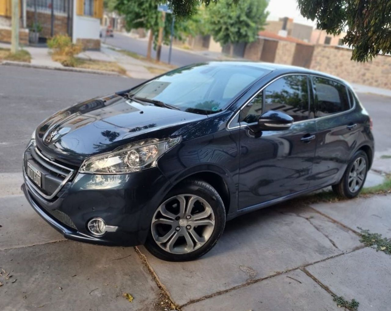 Peugeot 208 Usado en Mendoza, deRuedas