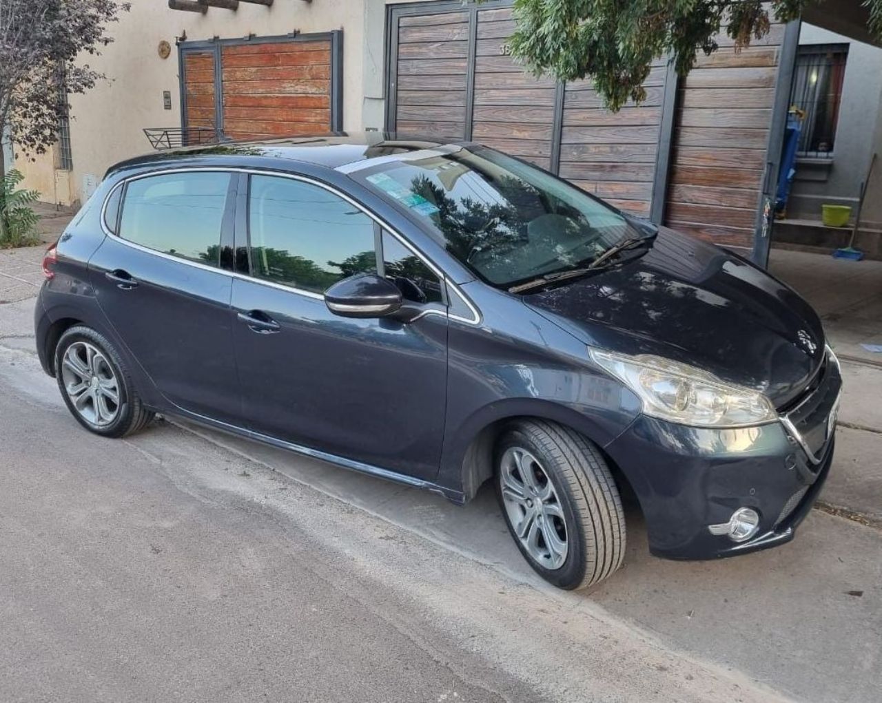 Peugeot 208 Usado en Mendoza, deRuedas