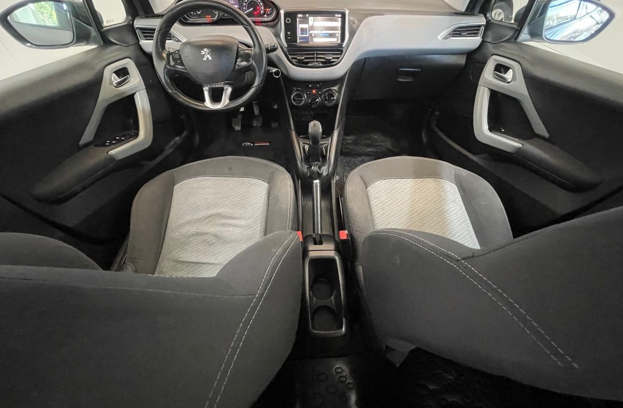Peugeot 208 Usado en Mendoza, deRuedas