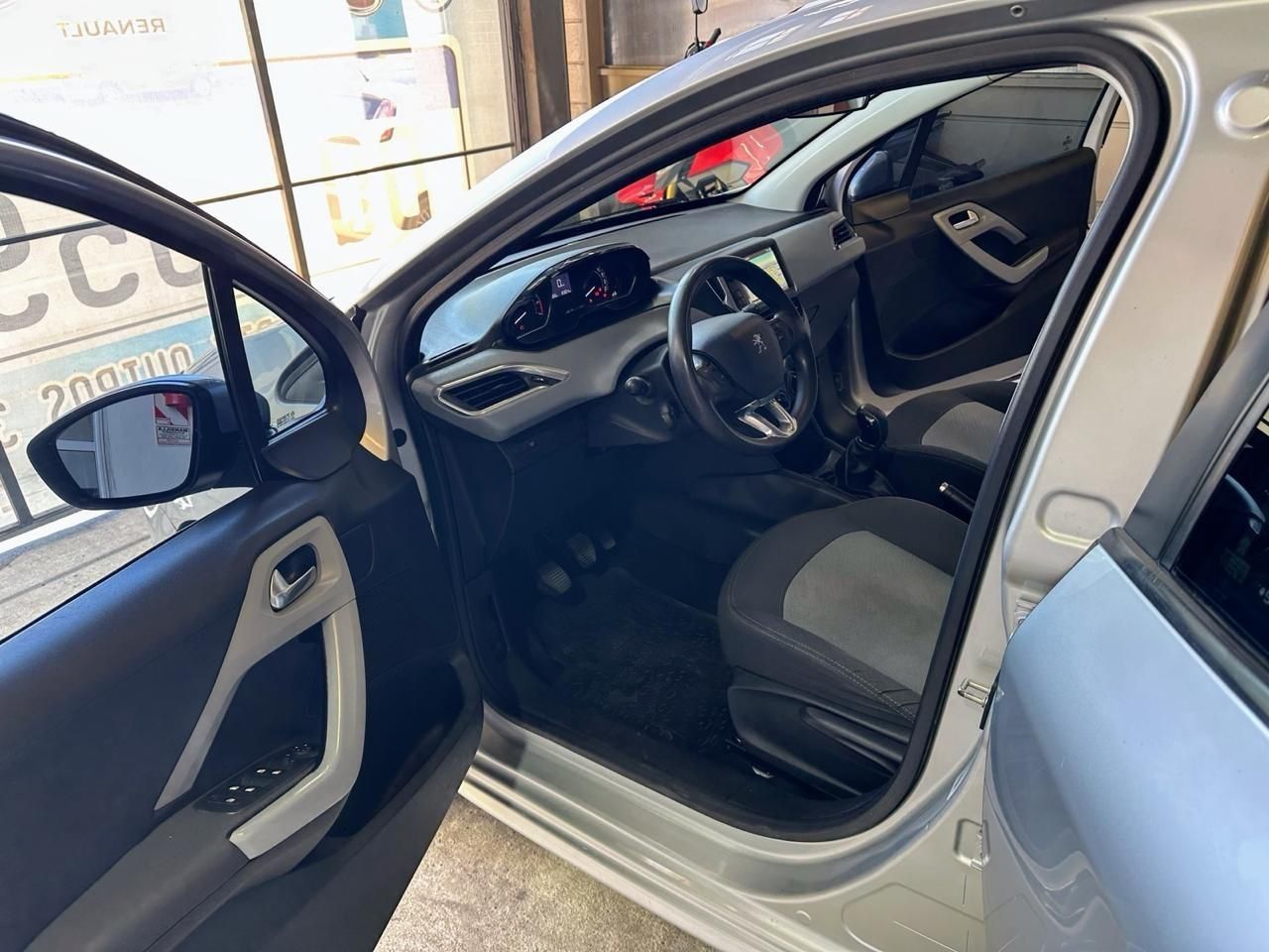 Peugeot 208 Usado en Córdoba, deRuedas