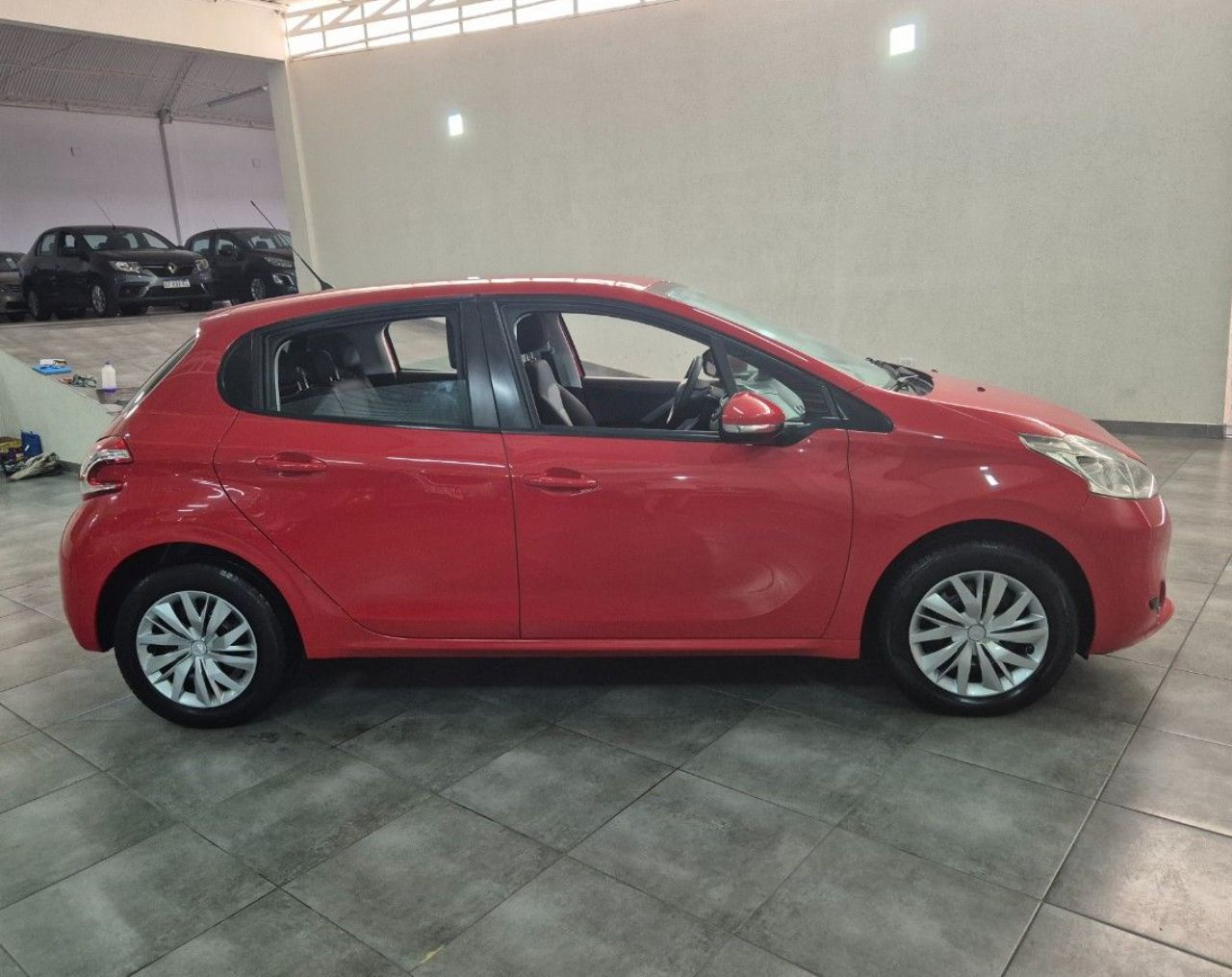 Peugeot 208 Usado Financiado en Mendoza, deRuedas