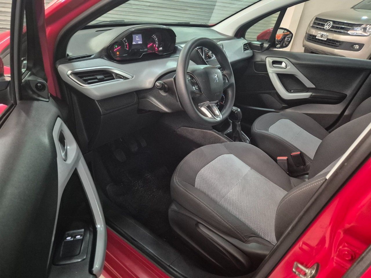 Peugeot 208 Usado Financiado en Mendoza, deRuedas