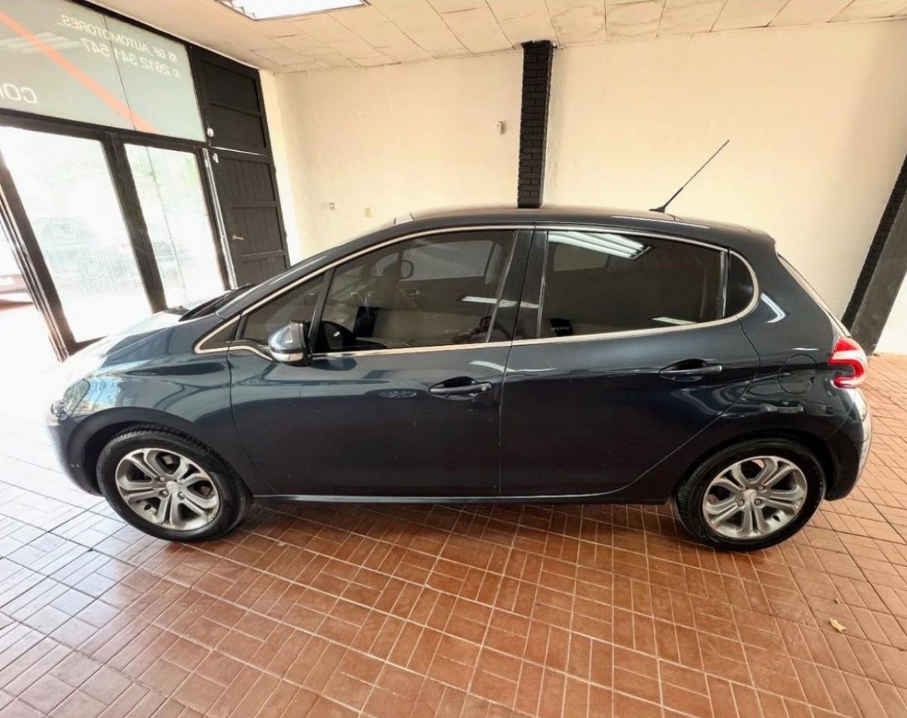 Peugeot 208 Usado en Mendoza, deRuedas
