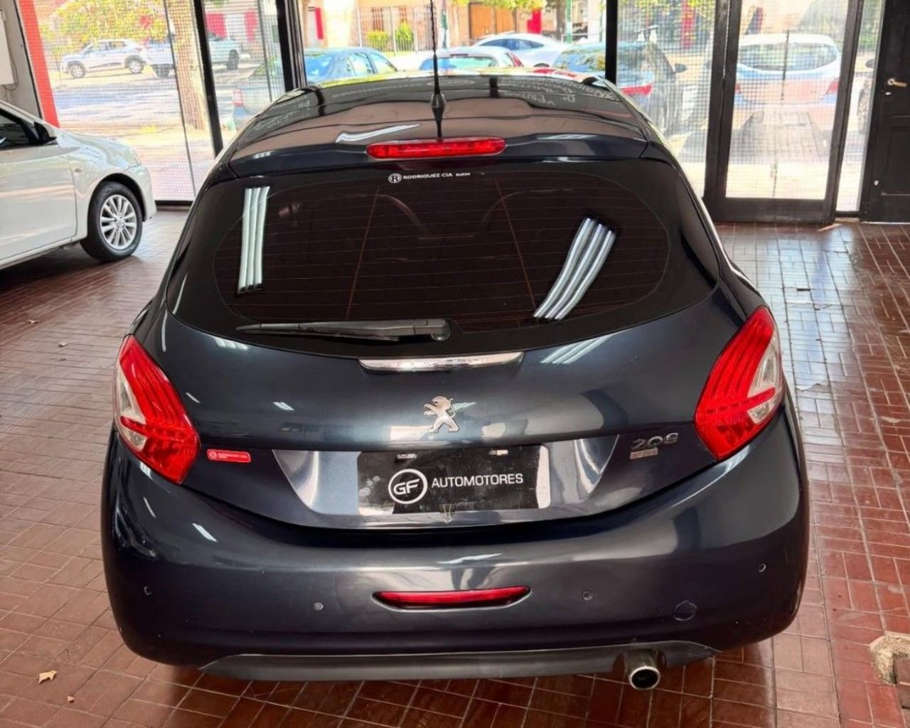 Peugeot 208 Usado en Mendoza, deRuedas