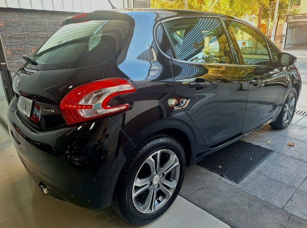 Peugeot 208 Usado Financiado en Mendoza, deRuedas