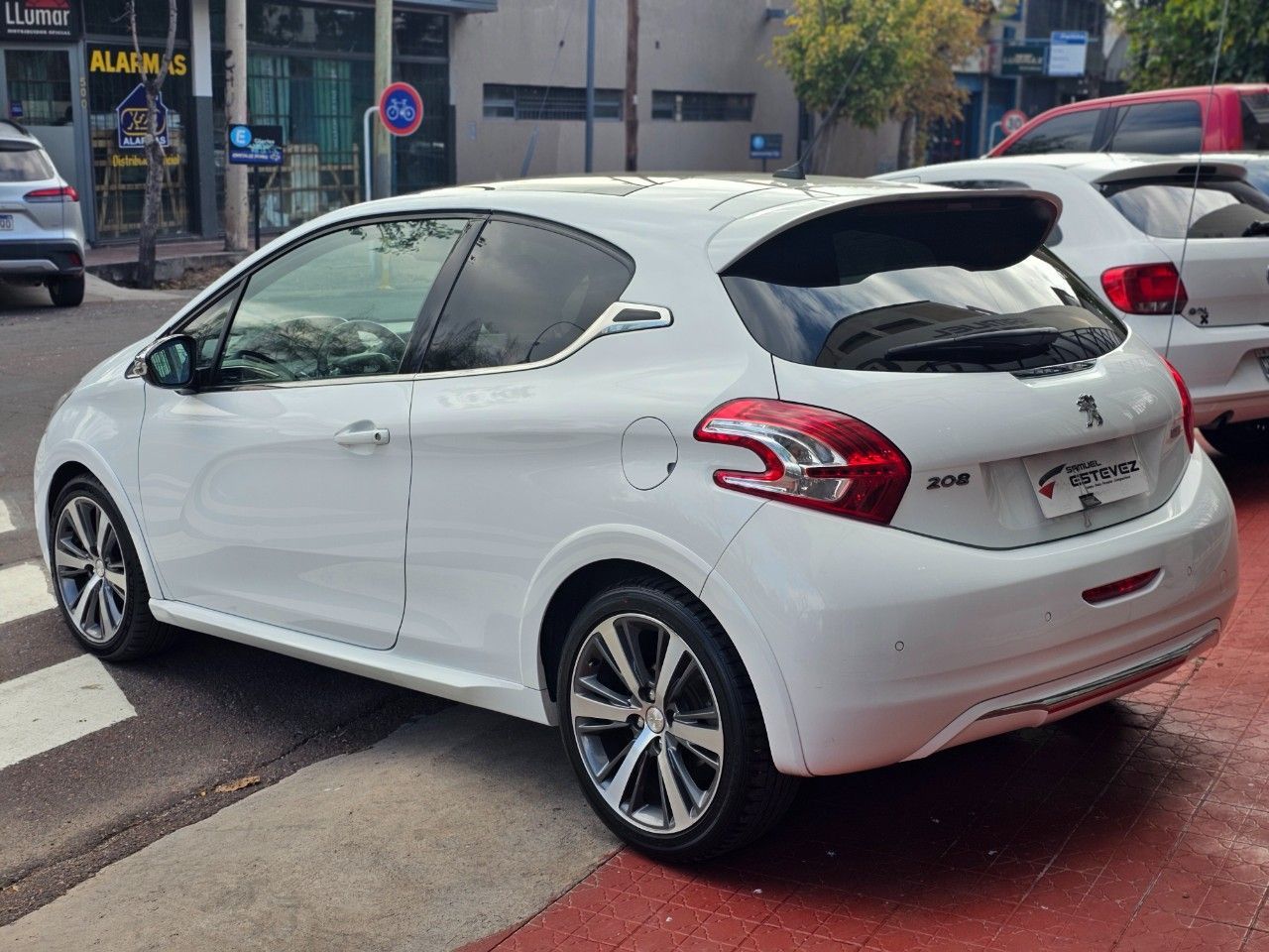 Peugeot 208 Usado Financiado en Mendoza, deRuedas