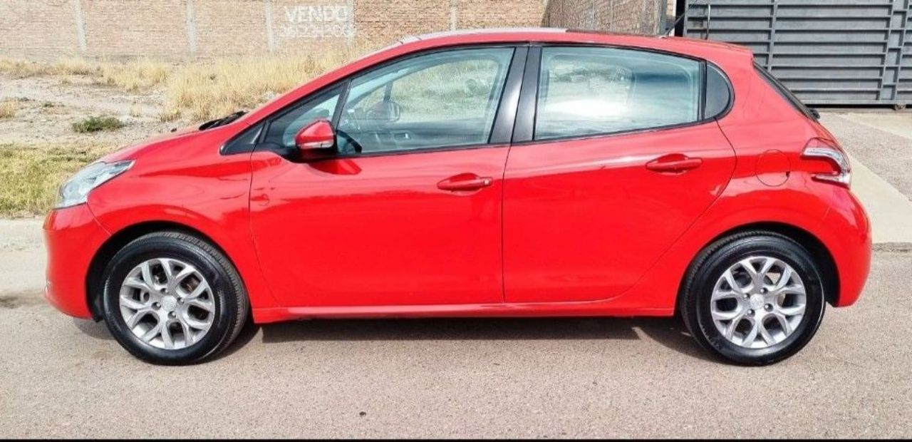 Peugeot 208 Usado en Mendoza, deRuedas