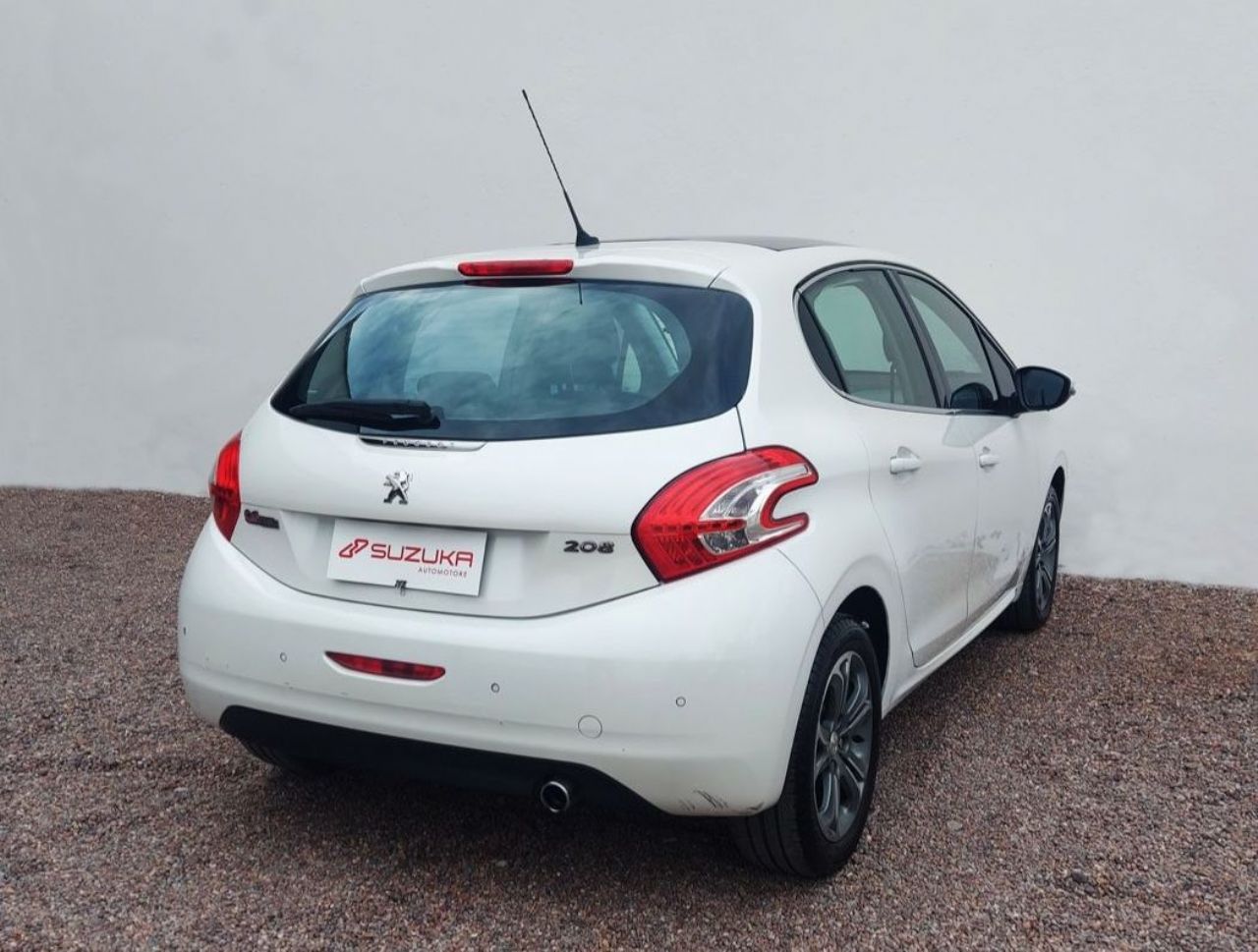 Peugeot 208 Usado Financiado en Mendoza, deRuedas