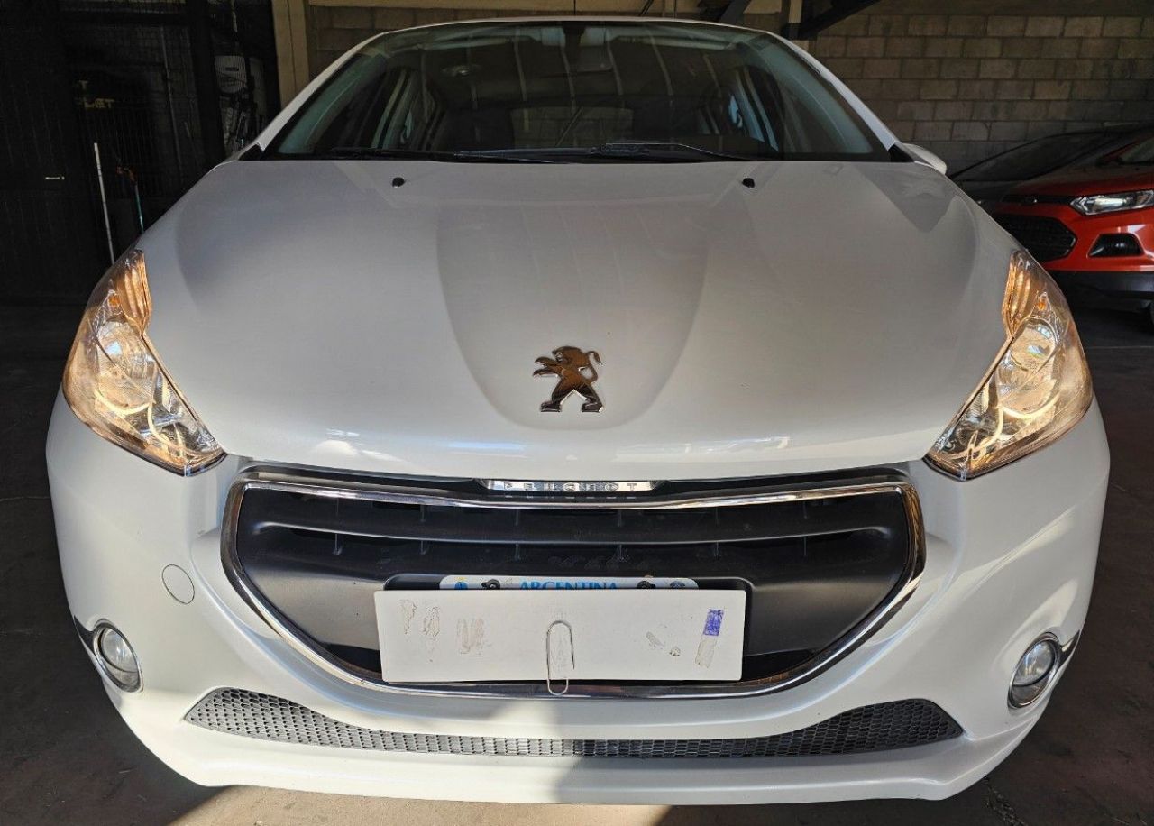 Peugeot 208 Usado Financiado en Mendoza, deRuedas