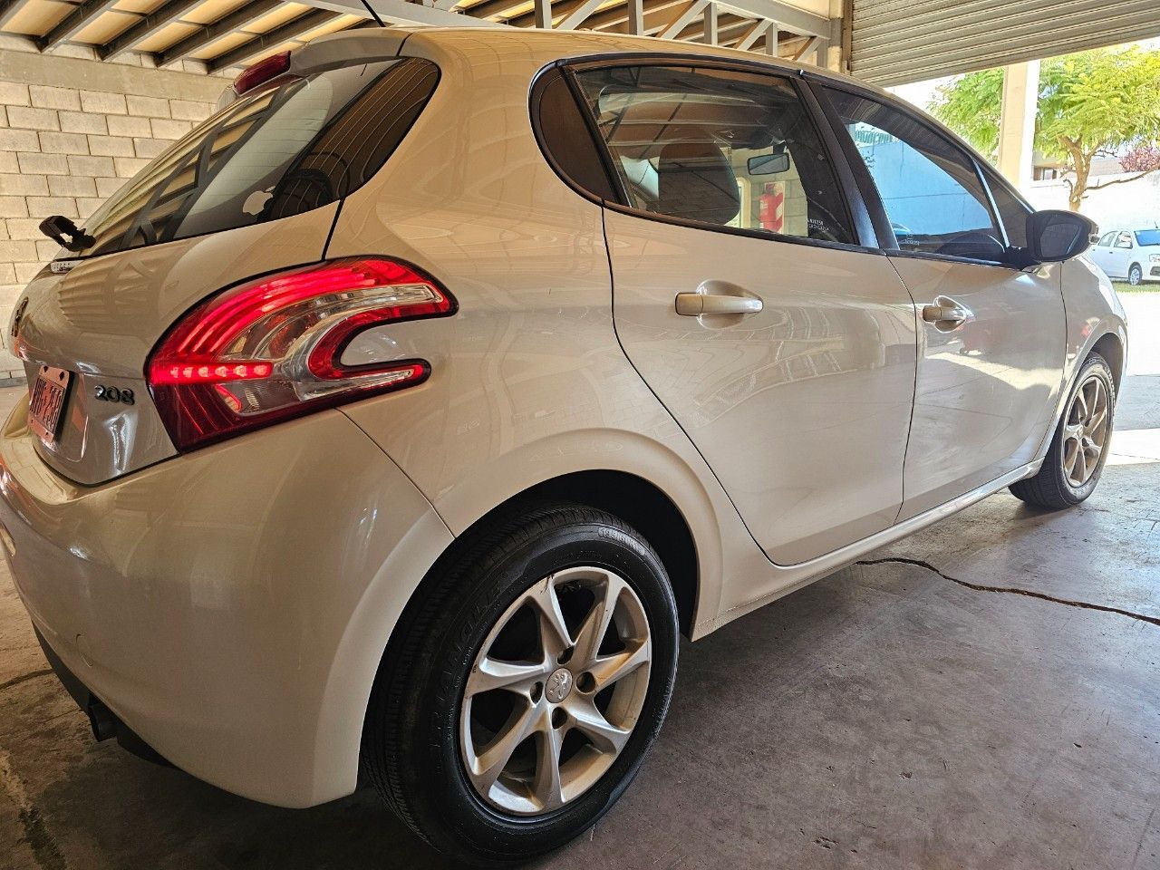 Peugeot 208 Usado Financiado en Mendoza, deRuedas