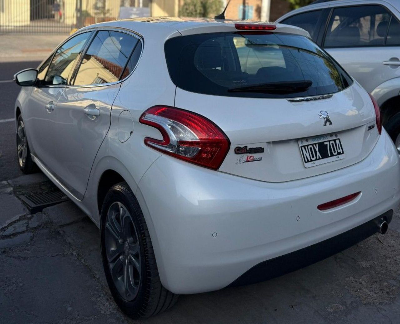 Peugeot 208 Usado Financiado en Mendoza, deRuedas