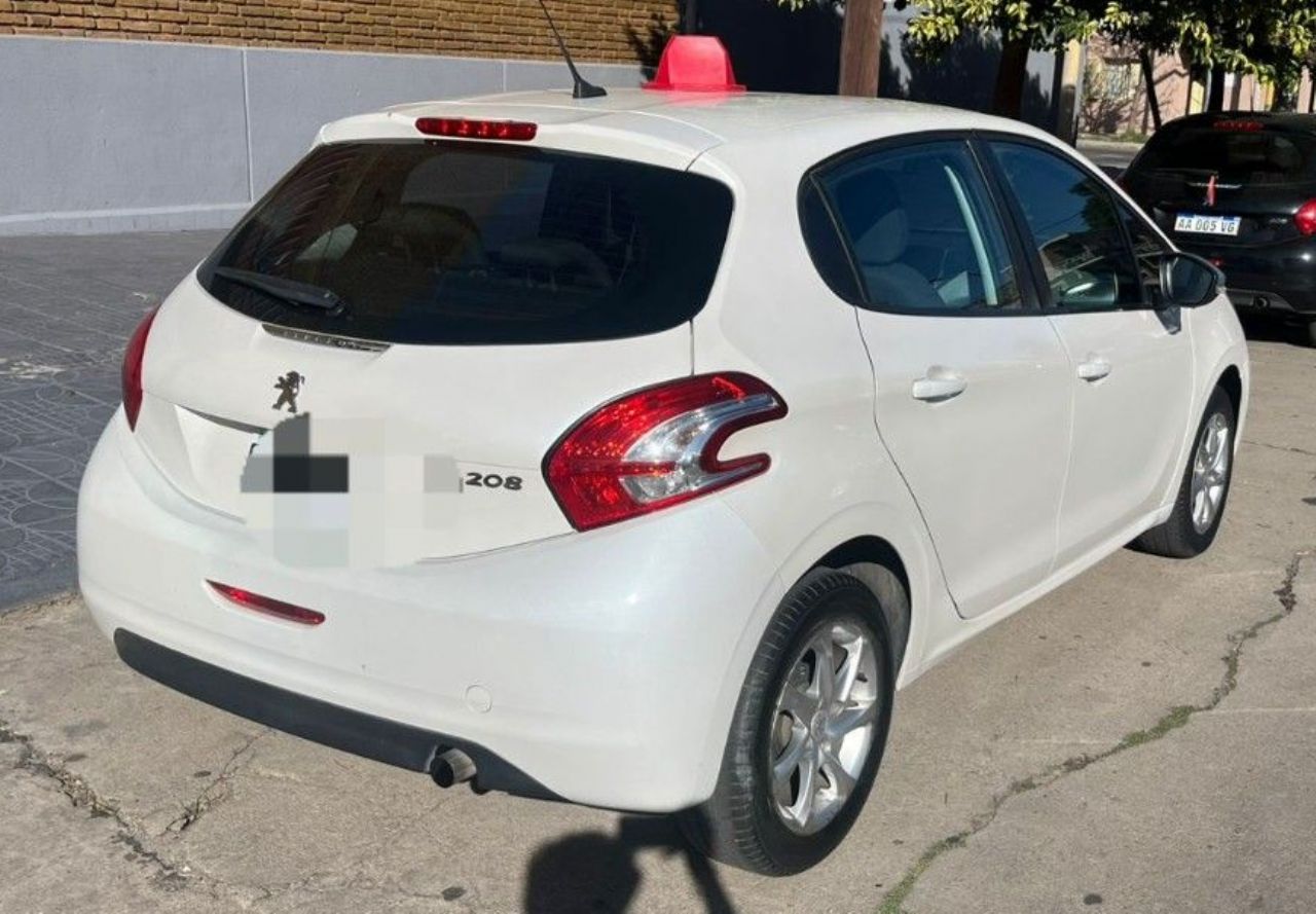 Peugeot 208 Usado Financiado en Córdoba, deRuedas