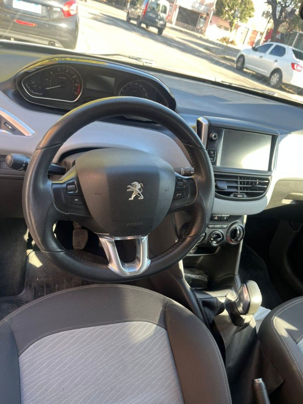 Peugeot 208 Usado Financiado en Córdoba, deRuedas